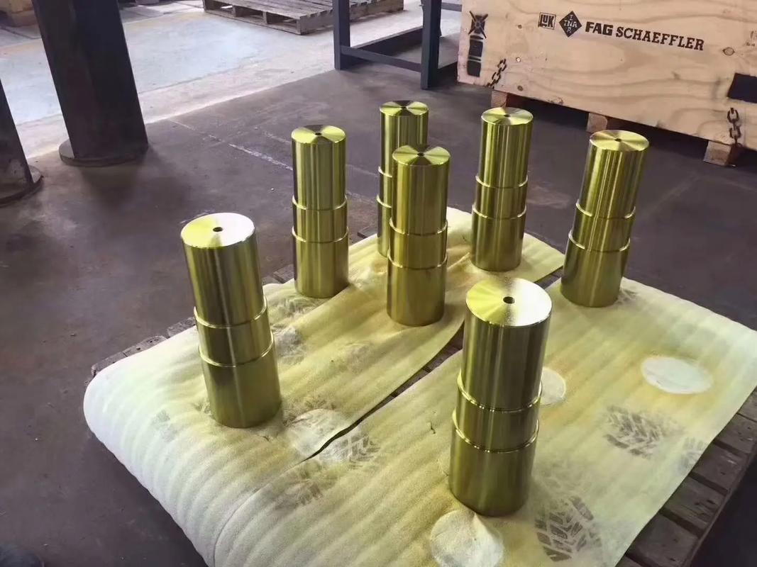 硬膜防锈油:适用于黑色金属及有色金属的防护. 防